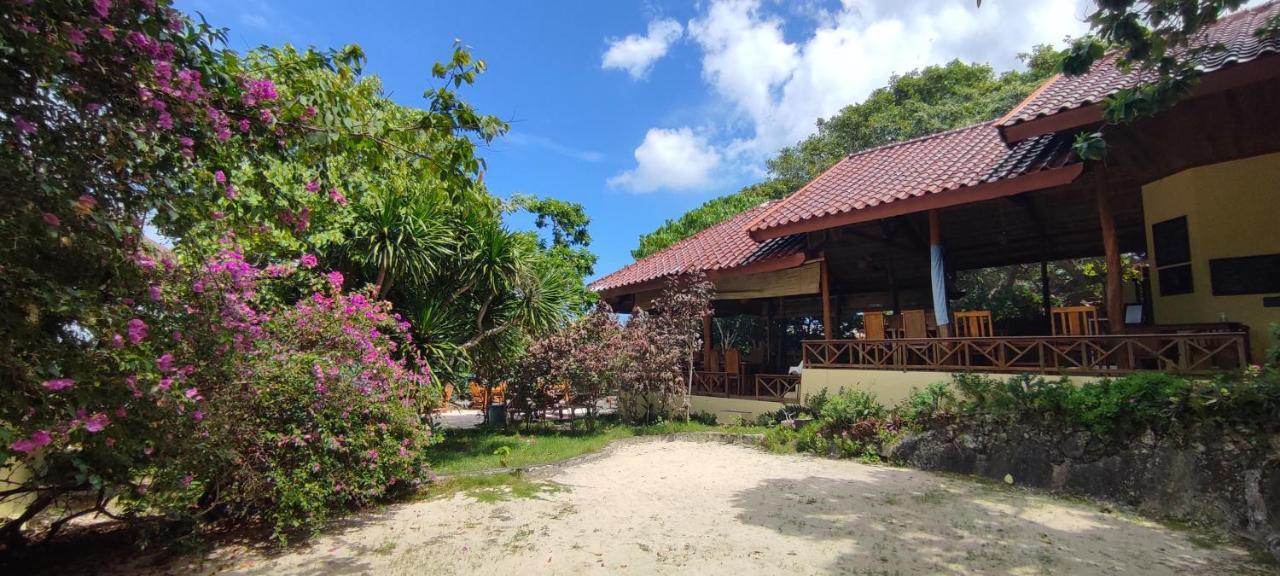 Bara Beach Bungalows Bira Exterior photo